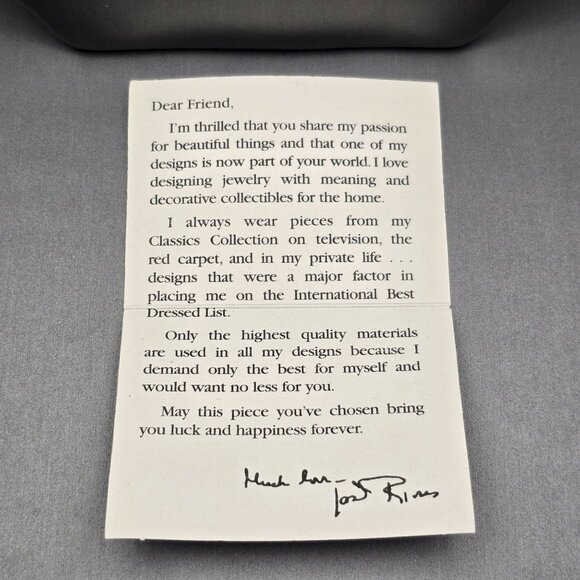 VTG Joan Rivers Bee Brooch 1.25" Purple Rhinestones Blue Eyes Gold-Plated Signed - Picture 9 of 9